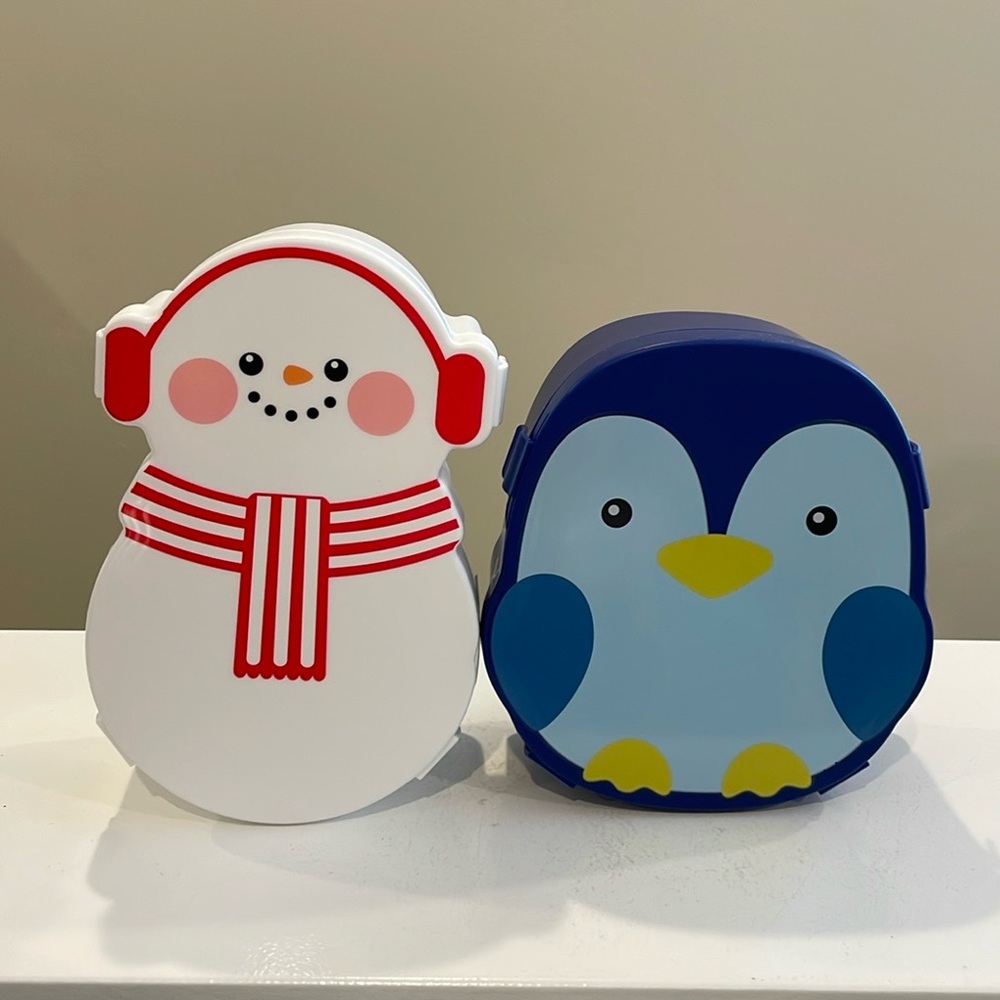 NWT Target Bullseye Playground Penguin and Snowman Christmas Bento Boxes